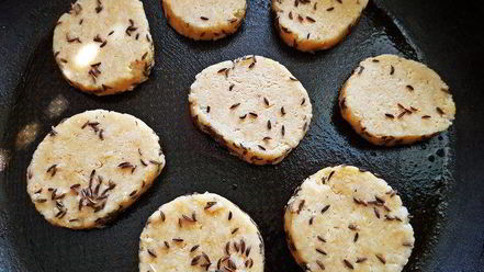 Рецепт сырно-тминного печенье