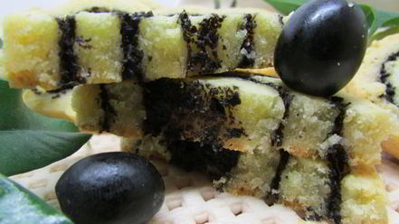 Рецепт сырного печенья с маслинами и ароматом лимона