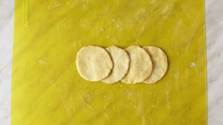 Рецепт творожного печенья розочки