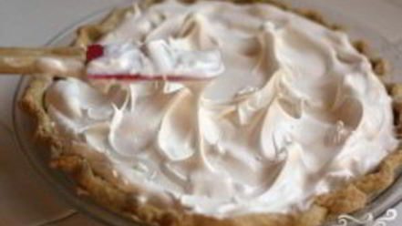 Рецепт ананасового пирога с безе