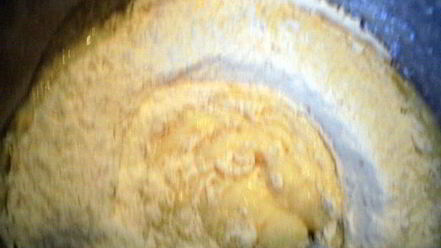 Рецепт грушевого пирога с мятой и фундуком