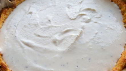 Рецепт киша на овощном корже с крабовыми палочками