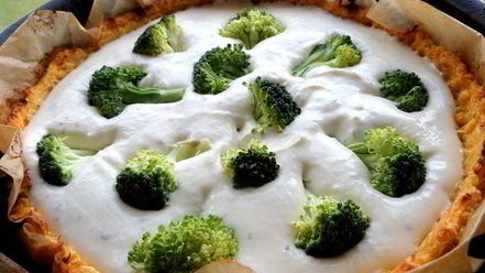 Рецепт киша на овощном корже с крабовыми палочками