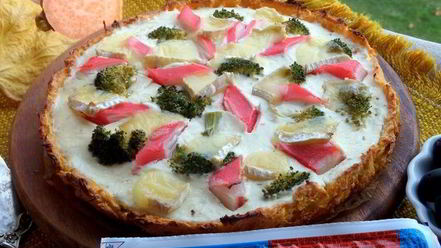 Рецепт киша на овощном корже с крабовыми палочками