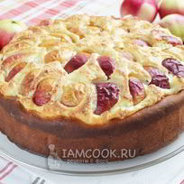 Манный пирог с фруктами