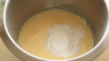 Рецепт песочно-сметанного пирог с клюквой