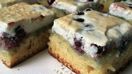 Рецепт пирога с кислыми ягодами