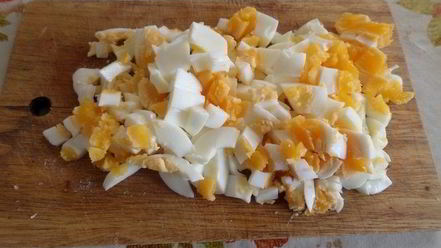 Рецепт пирога с крабовым мясом, яйцом и сыром