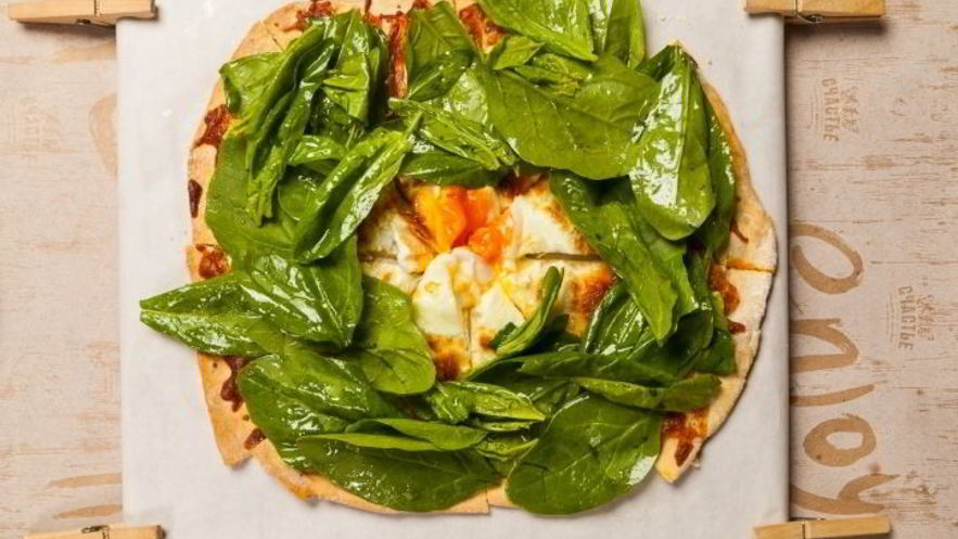 Рецепт пирога с моцареллой и шпинатом