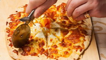 Рецепт пирога с моцареллой и шпинатом