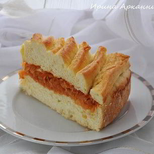 Рецепт Пирога с тушеной в томате капустой