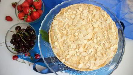 Рецепт творожного пирога с миндалем
