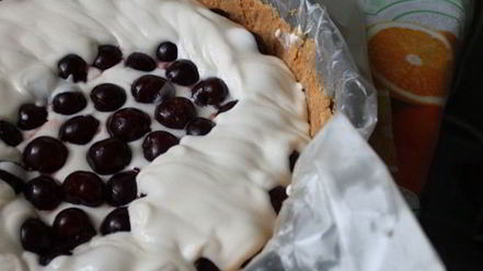 Рецепт творожного пирога с вишней