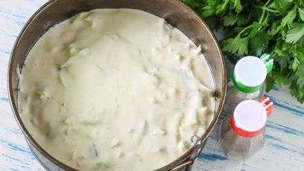 Рецепт заливного пирога с капустой на сметане