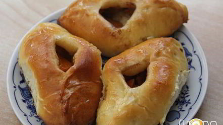 Рецепт открытых пирожков с абрикосами