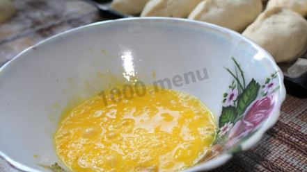 Рецепт пирожков с красной смородиной дрожжевые