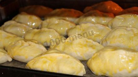 Рецепт пирожков с красной смородиной дрожжевые