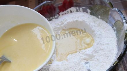 Рецепт пирожков с красной смородиной дрожжевые