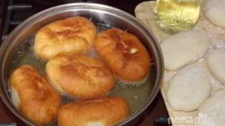 Рецепт пирожков с луком и яйцом на дрожжевом тесте