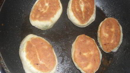 Рецепт пирожков с мясом и грибами