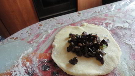 Рецепт пирожков с начинкой из куриных сердечек