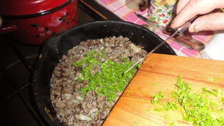 Рецепт пирожков с начинкой из куриных сердечек