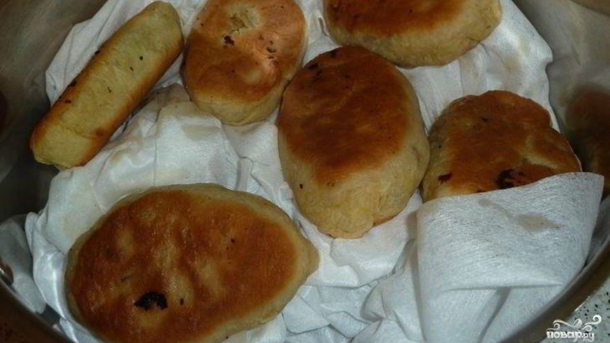 Рецепт пирожков с солеными грибами