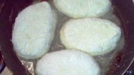 Рецепт пирожков с вишней