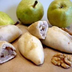 Рецепт Постных пирожков на кокосовом тесте с грушево-ореховой начинкой