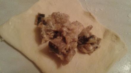 Рецепт слоеных пирожков с баклажанами