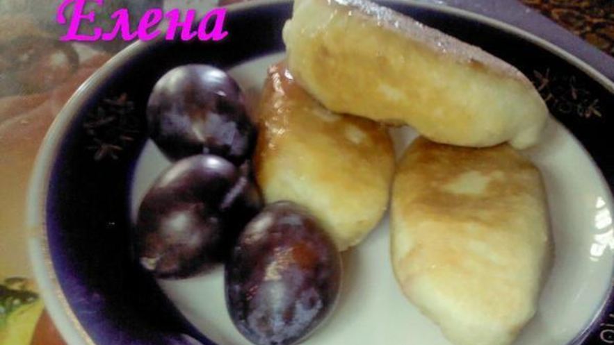 Рецепт жаренных пирожков со сливами