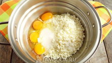 Рецепт жареных пирожков из творожного теста