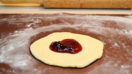 Рецепт жареных пирожков с джемом