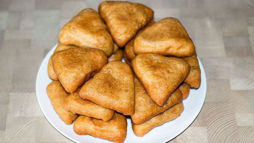 Рецепт жареных пирожков с картошкой, луком и грибами