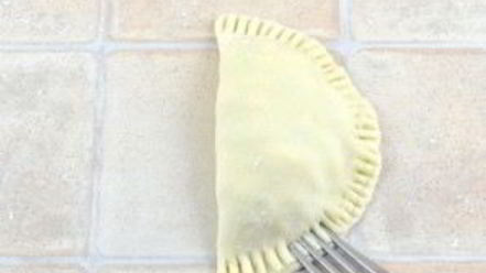 Рецепт жареных пирожков с курицей