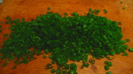 Рецепт жареных пирожков с рисом, яйцом и зеленым луком