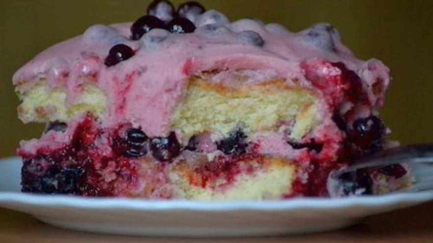 Рецепт бисквитного пирожного ягодка