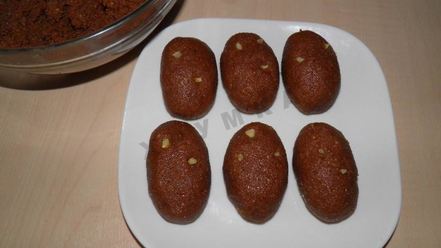 Рецепт домашнего пирожного картошка из сухарей со сгущенкой