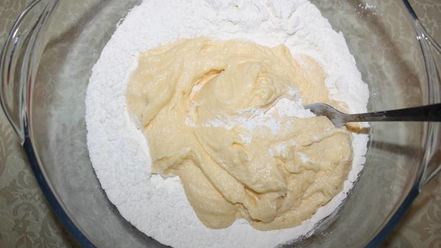 Рецепт клубнично-сливочного пирожного