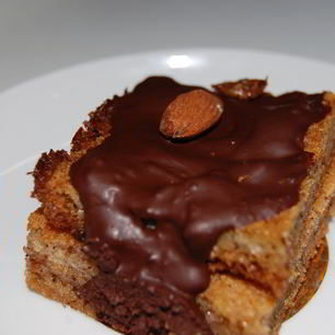 Рецепт Миндальных пирожных в шоколадной глазури