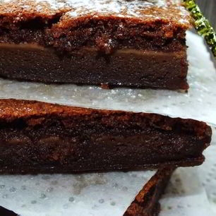 Рецепт Мокрых шоколадных пирожных