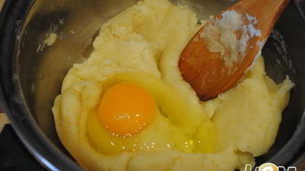 Рецепт нежного пирожного с песочной основой