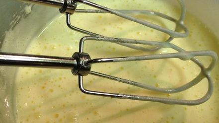 Рецепт шоколадного пирожного с малиной