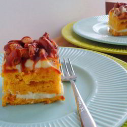 Рецепт Тыквенных пирожных с миндалем и соленой карамелью