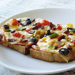 Рецепт Пиццы из черствого хлеба