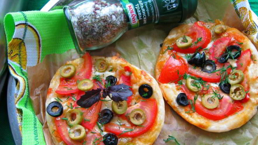 Рецепт пиццы на слоеном тесте на пикничок