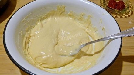 Рецепт пиццы на жидком тесте со свининой, помидорами и перцем