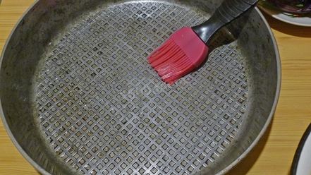 Рецепт пиццы на жидком тесте со свининой, помидорами и перцем