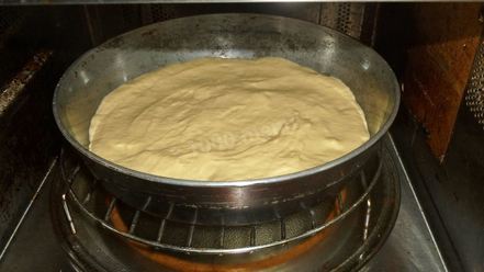 Рецепт пиццы на жидком тесте со свининой, помидорами и перцем