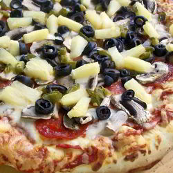 Рецепт Пиццы с ананасами и грибами